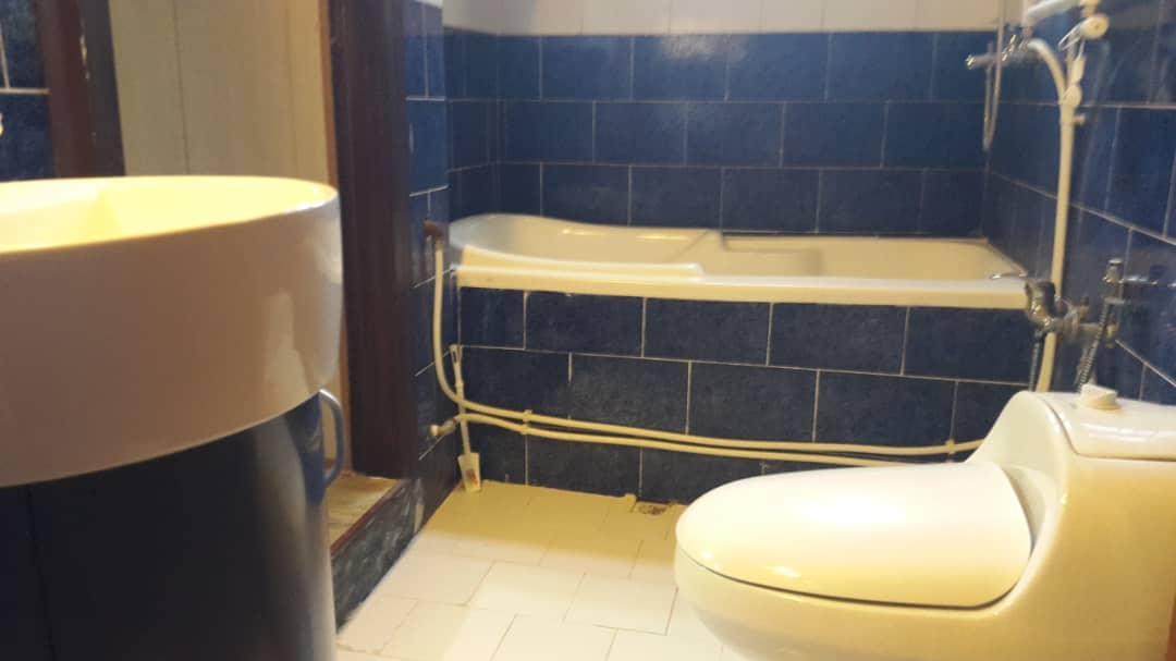 اجاره ویلا با استخر آبگرم در صدرا شیراز