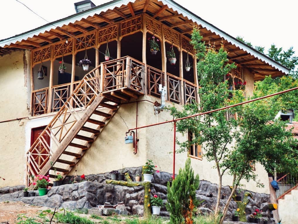 اجاره خانه جنگلی سنتی در گرسک املش - گیلان