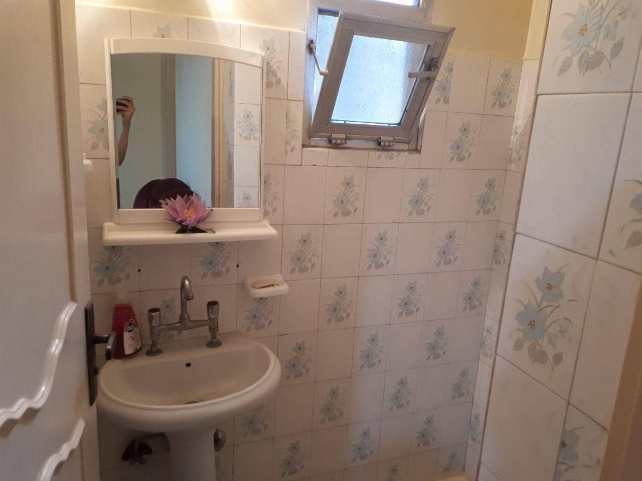 اجاره آپارتمان مبله یک خوابه در میدان انقلاب تهران -طبقه ی دوم 70 متری