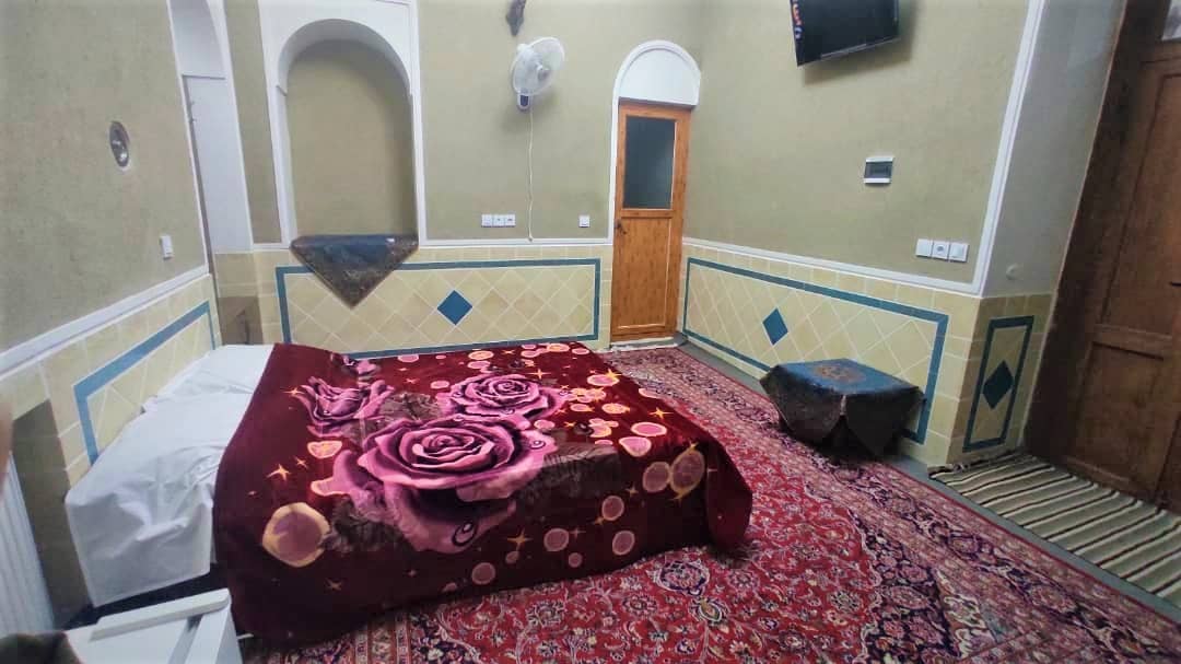 اجاره اقامتگاه بومگردی در دکترطبا نائین - 2تخته