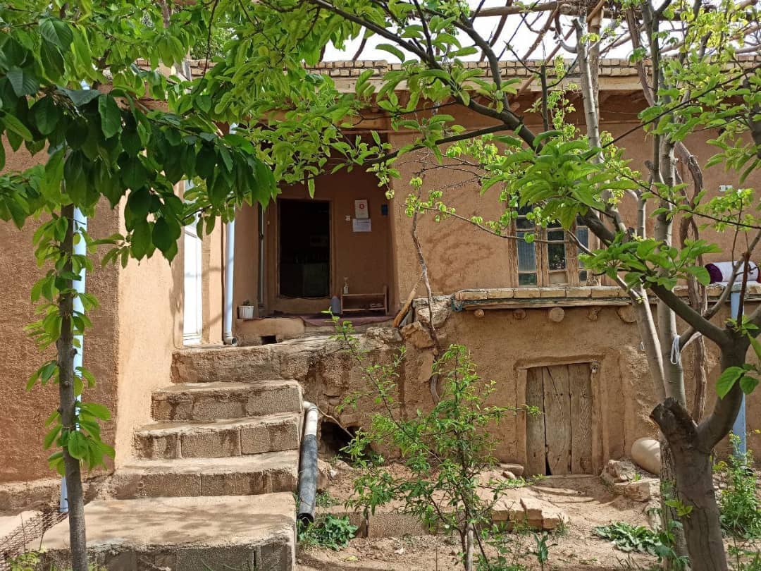 اجاره اتاق سنتی در روئین اسفراین - دژ 2