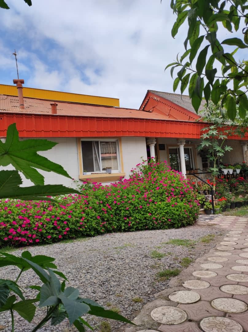 اجاره ویلا ساحلی دوخواب در چمخاله گیلان - ندایی