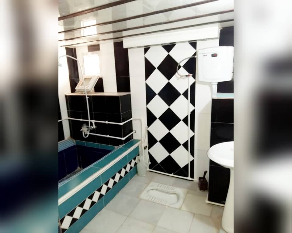 اجاره روزانه سوئیت سنتی در آب گرم محلات
