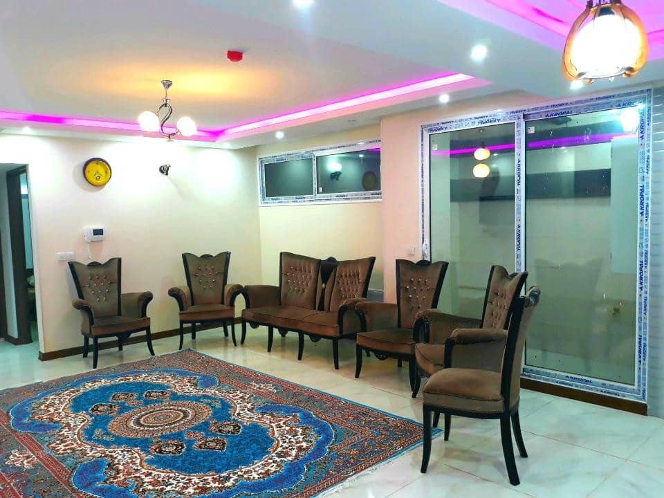 اجاره آپارتمان مبله دربست در میدان احمد آباد اصفهان 