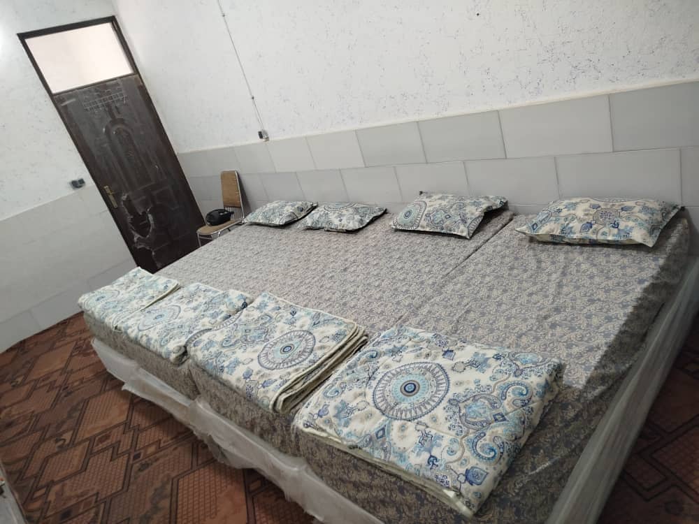 رزرو اتاق سنتی کویری در یزد -چهار تخته