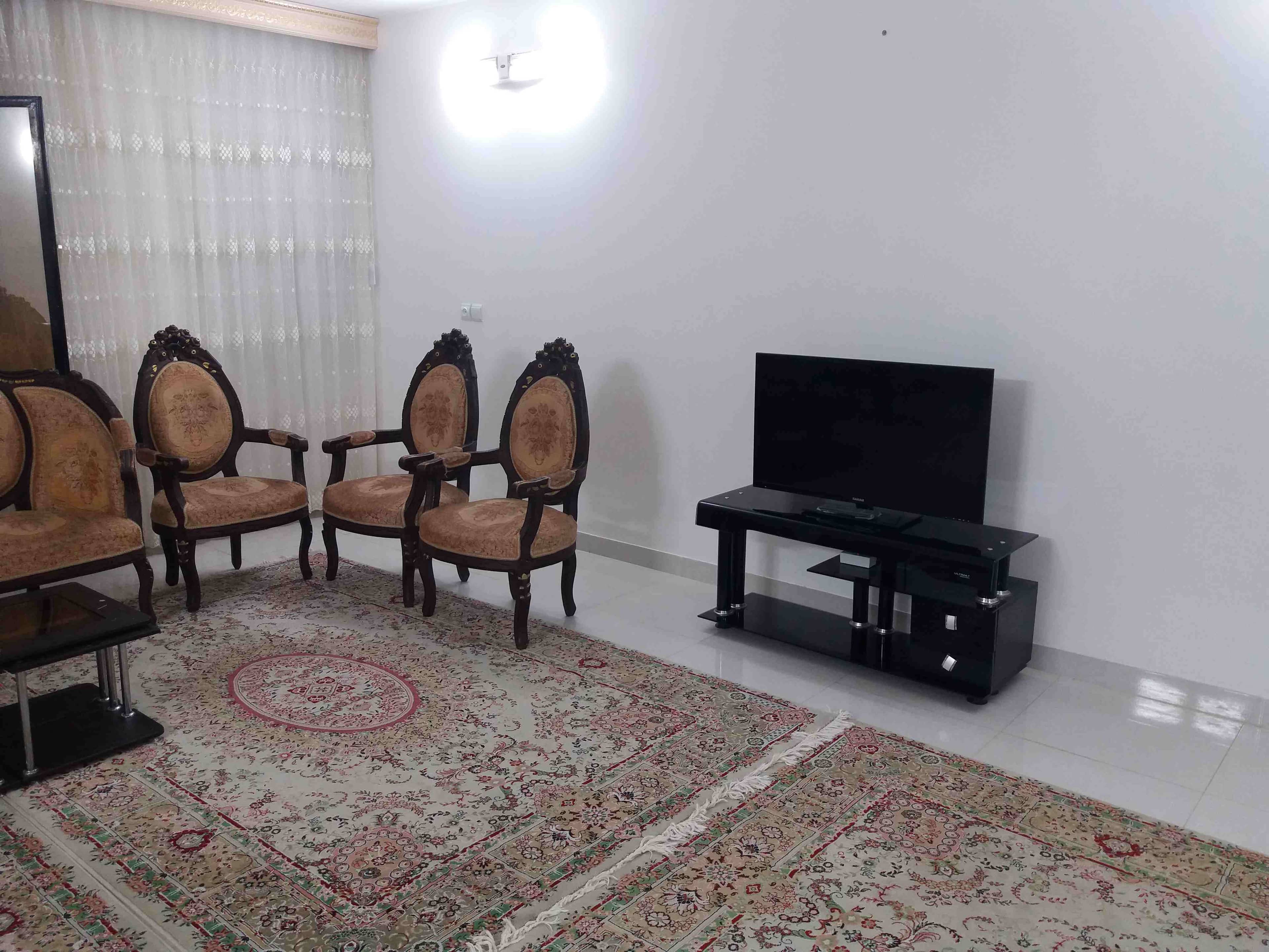 اجاره منزل ویلایی دوخوابه نارنجستان کاشان