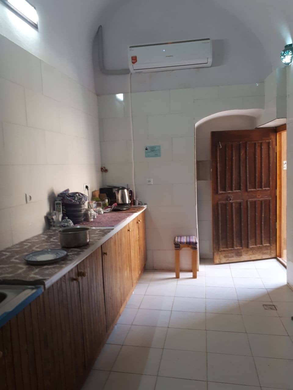 اجاره روزانه سوئیت مبله در شهداد یزد