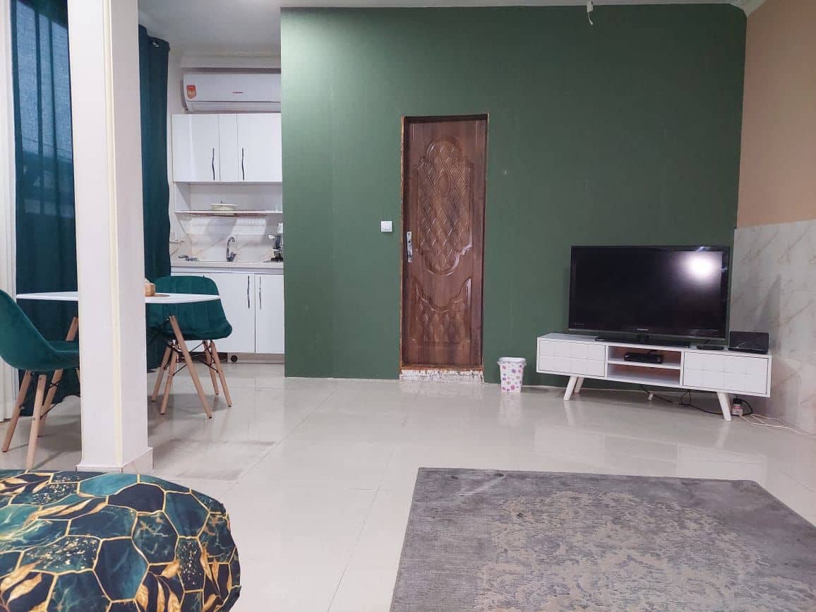 اجاره سوئیت آپارتمان مبله در آزادی - مرکز شهر تهران