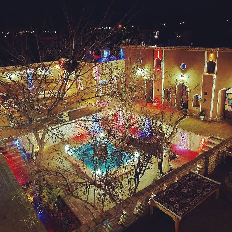 اجاره اقامتگاه بومگردی در ابوزیدآباد