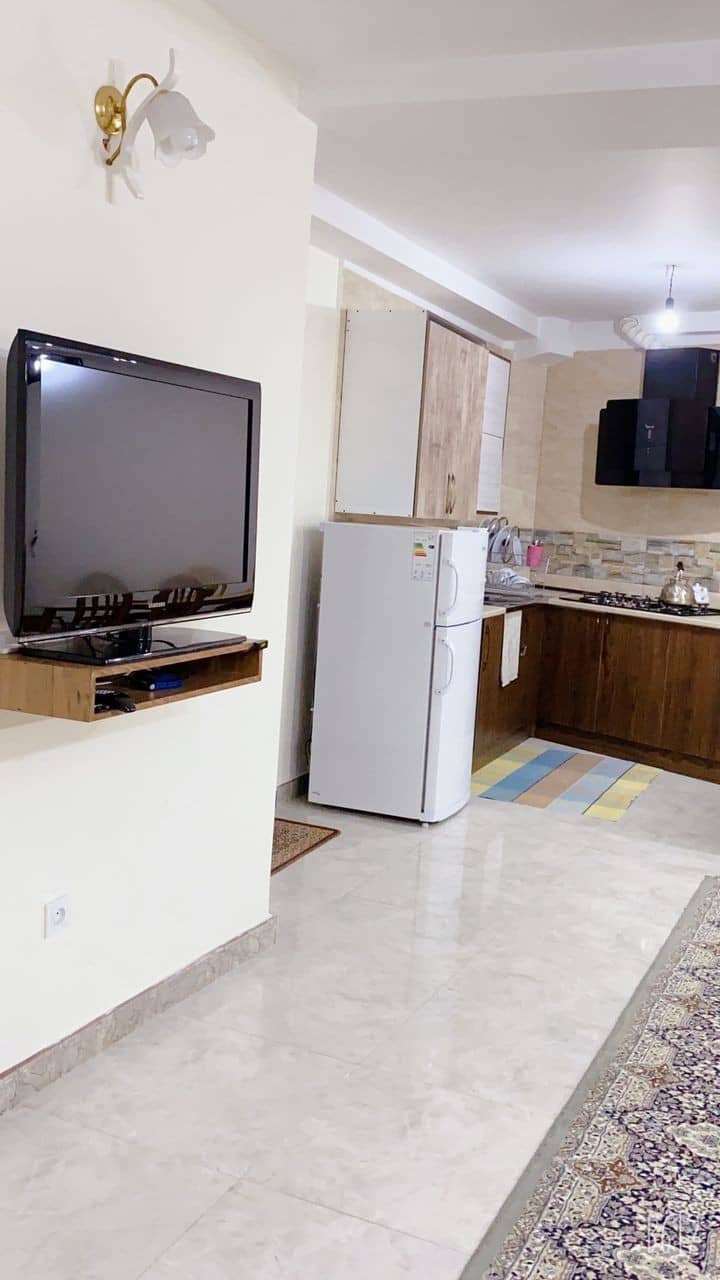 اجاره ویلا در جاده جنگلی تنکابن - طبقه اول