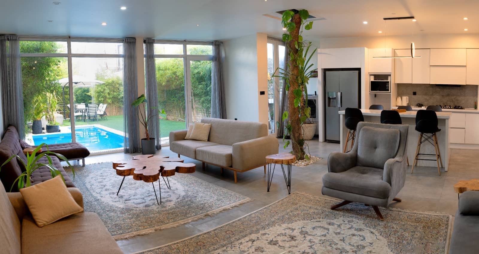 اجاره ویلا استخر روباز در بلوار چمران شیراز