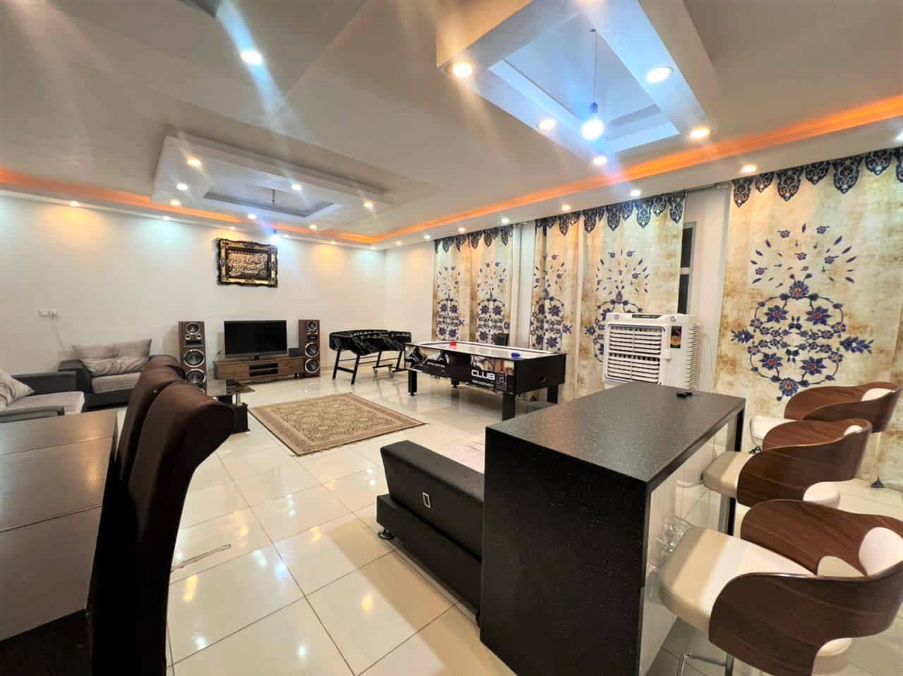 اجاره ویلا 2 خواب با استخرروباز آبگرم در کردان