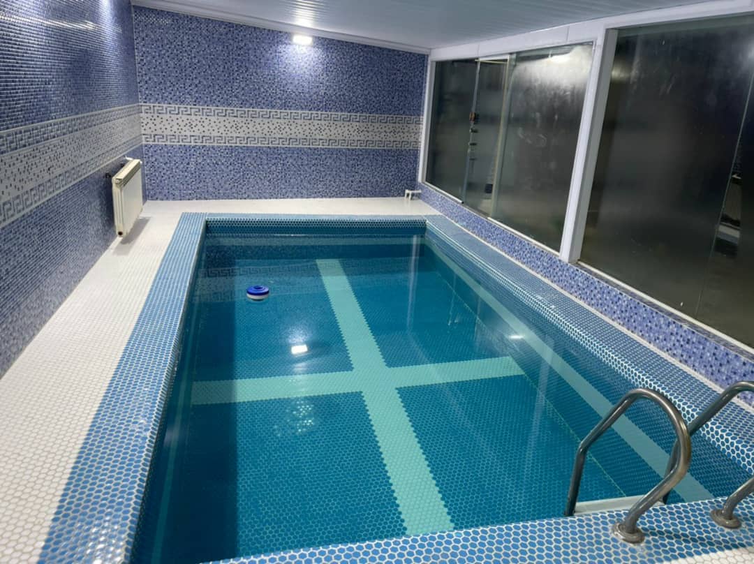 اجاره ویلا با استخرسرپوشیده آبگرم در بندر انزلی