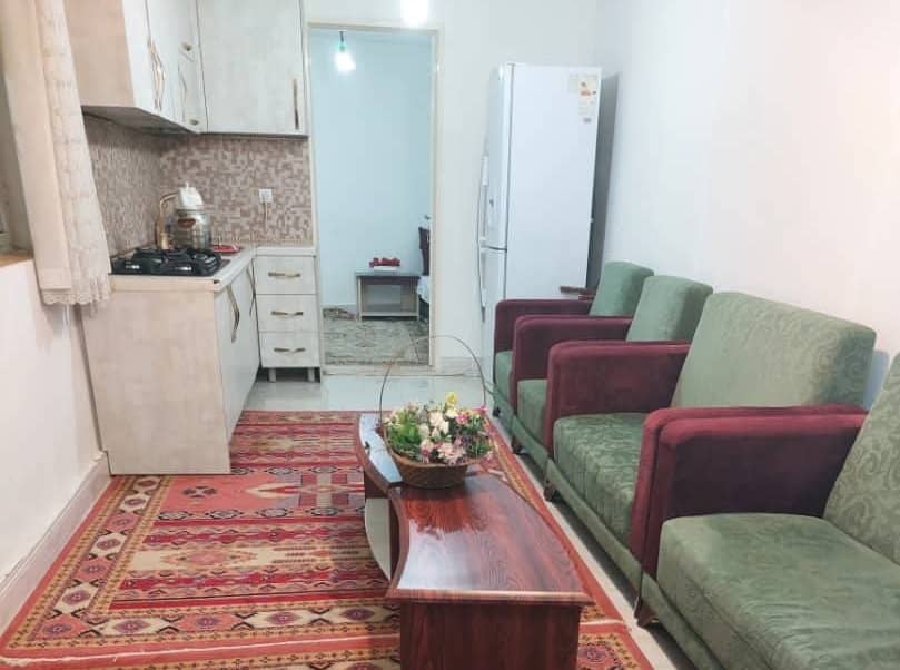 اجاره ویلا باغ در روستای اسفند آباد ملارد - 65 متر