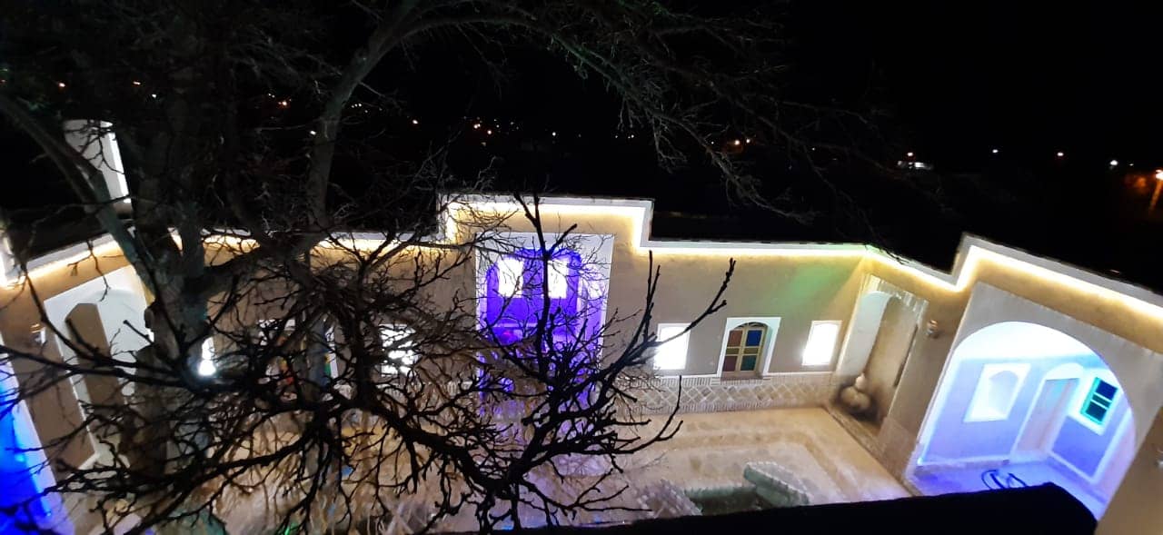 اجاره اقامتگاه بومگردی در روستا بیهود قائن - 12 متر