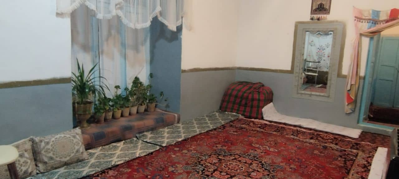 اجاره بومگردی سنتی در روستا فروتقه کاشمر - 15 متری