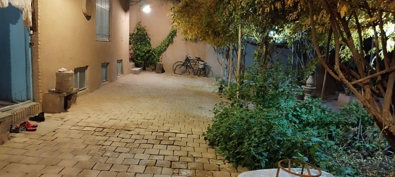 اجاره بومگردی سنتی در روستا فروتقه کاشمر - 15 متری