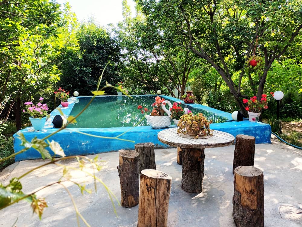 اجاره ویلا باغ استخرروباز در هماشهر - سپیدان