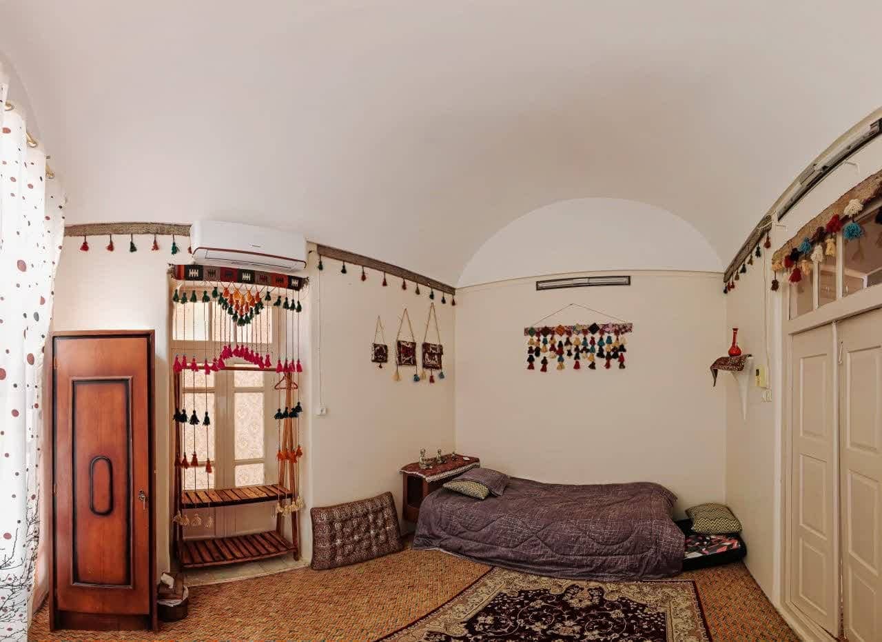 اجاره اتاق یک تخته در تفت - 15متر