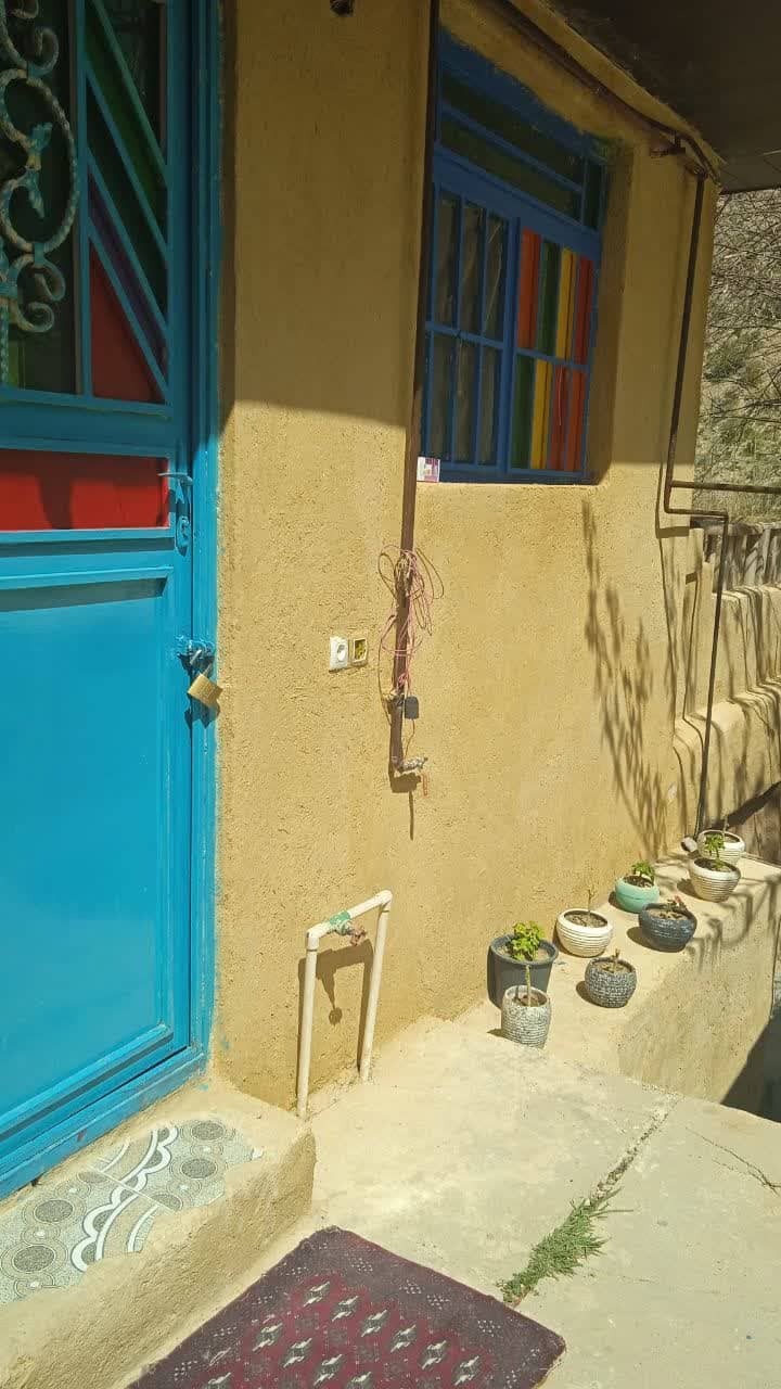 اجاره اقامتگاه سنتی در کهکران سپیدان - 1