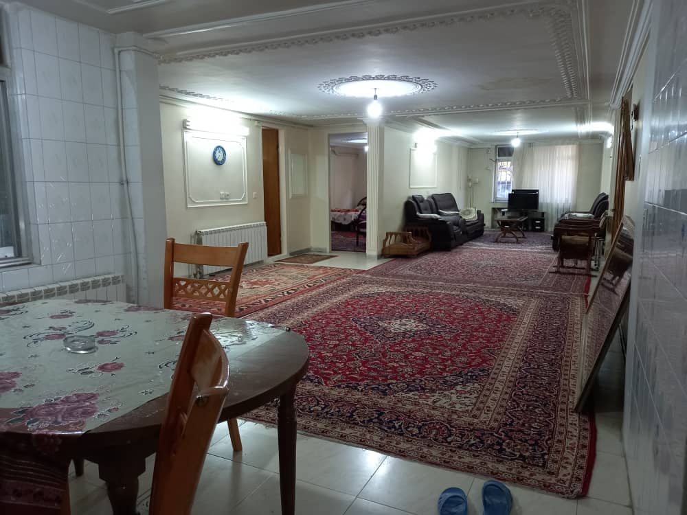 اجاره منزل مبله دو خواب همدان - همکف