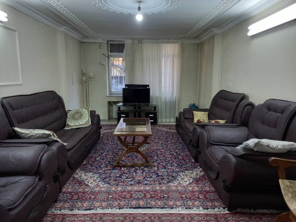 اجاره منزل مبله دو خواب همدان - همکف