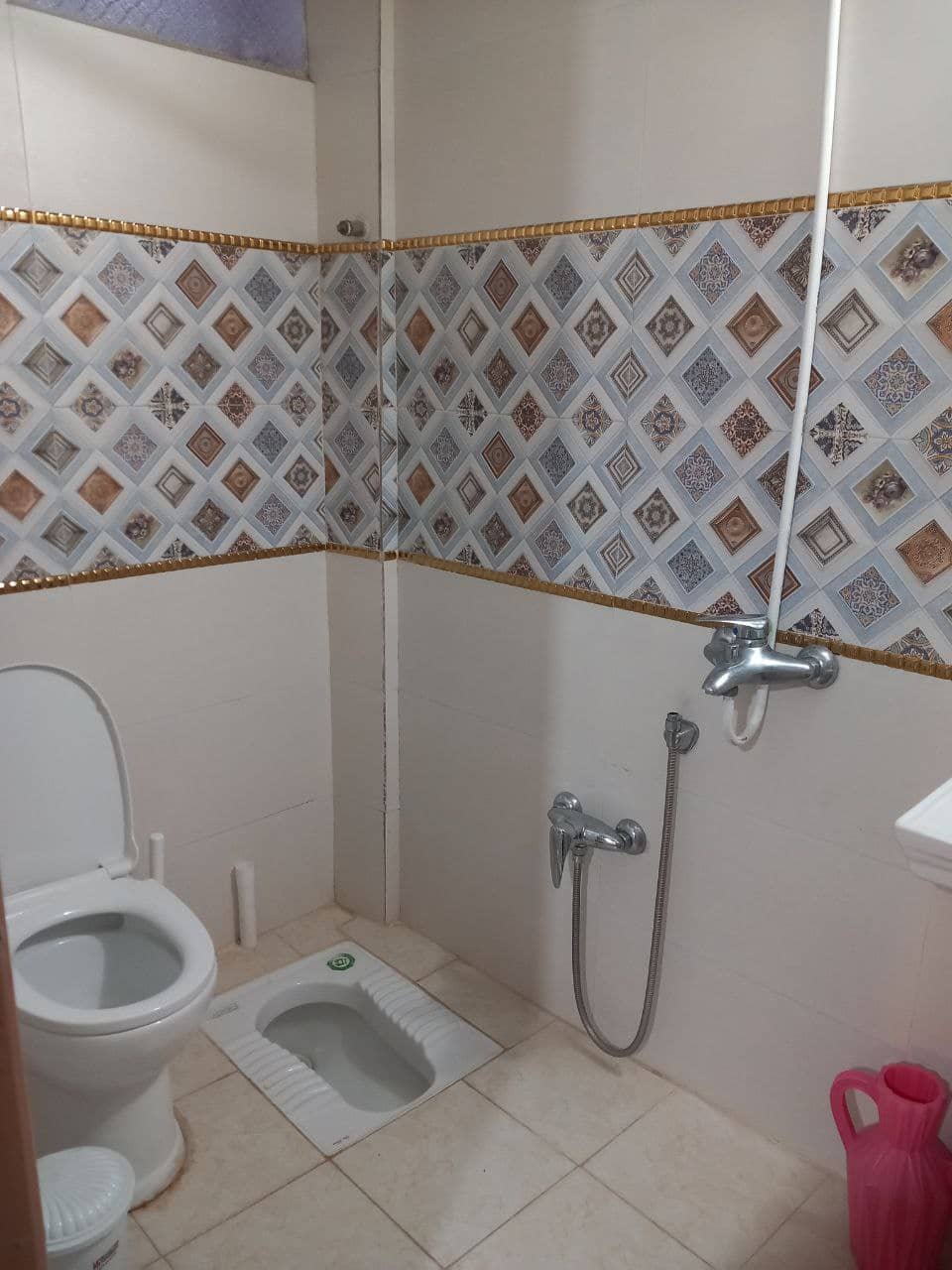 اجاره سوئیت یک خوابه بوم گردی ابیانه 6- 50 متری