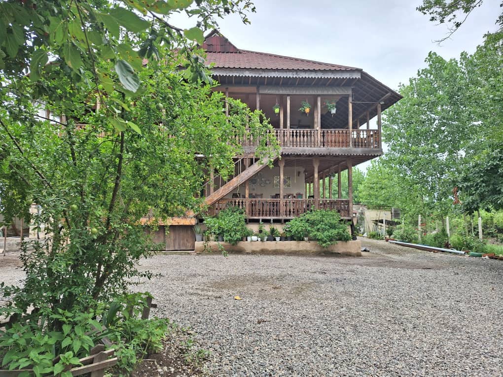 اجاره اتاق سنتی در روستا چکوسر شفت - همکف