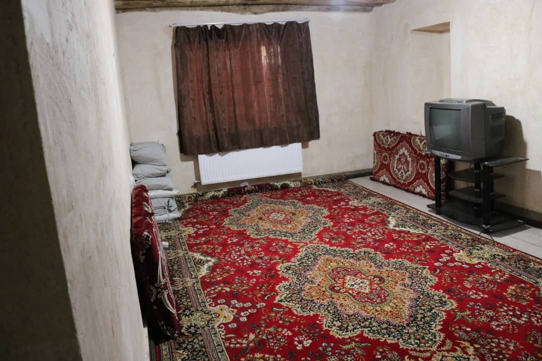 اجاره سوئیت کوهستانی در روستای شلماش سردشت - طبقه اول