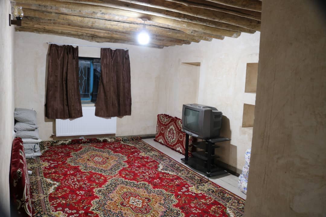 اجاره سوئیت کوهستانی در روستای شلماش سردشت - طبقه اول