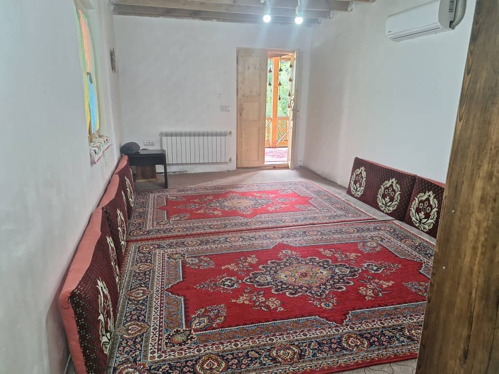 اجاره اتاق سنتی در روستا چکوسر شفت - طبقه اول