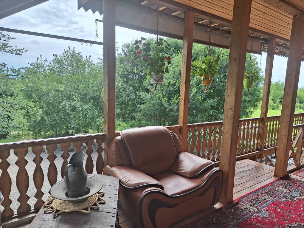 اجاره اتاق سنتی در روستا چکوسر شفت - طبقه اول