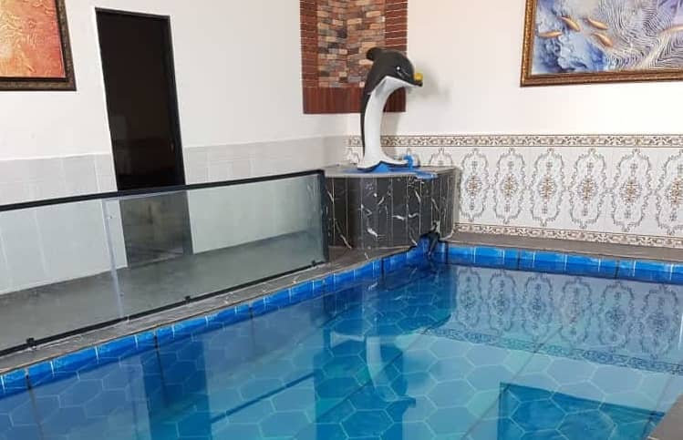 اجاره اقامتگاه سنتی با استخر سرپوشیده دربومهن - مدرن