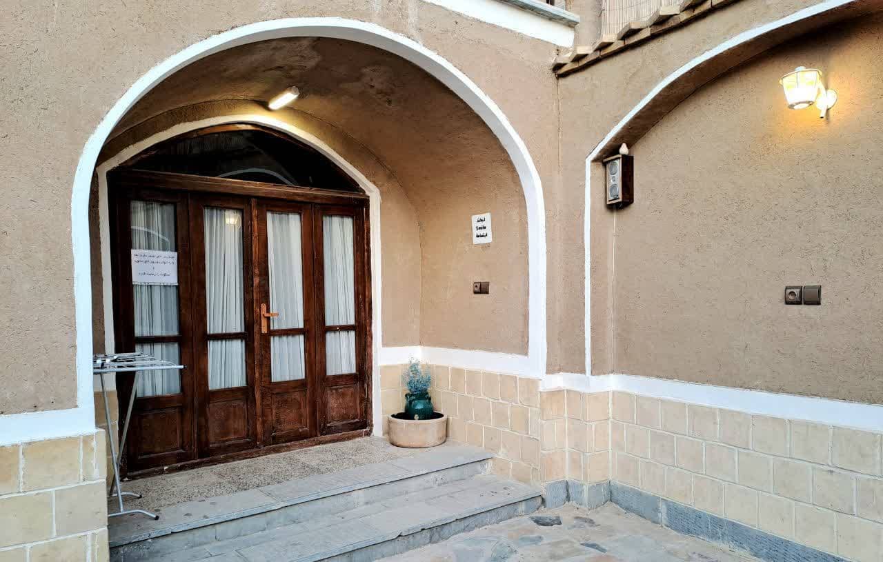 اجاره اتاق بومگردی در شهرطاد فلاورجان - دوستی