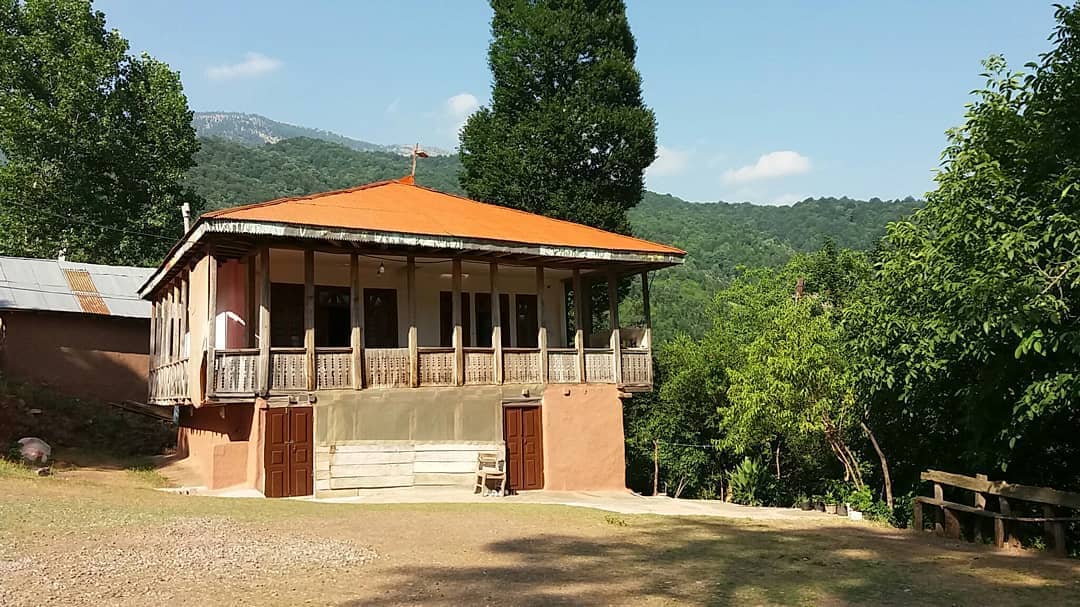 اجاره خانه سنتی در استخرگاه