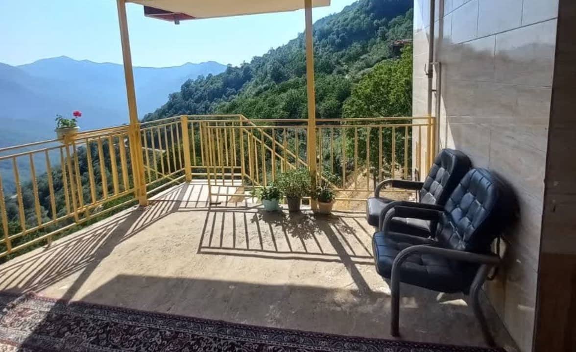 اجاره ویلا دو خوابه  در خاک پیرزن علی آبادکتول - طبقه دوم