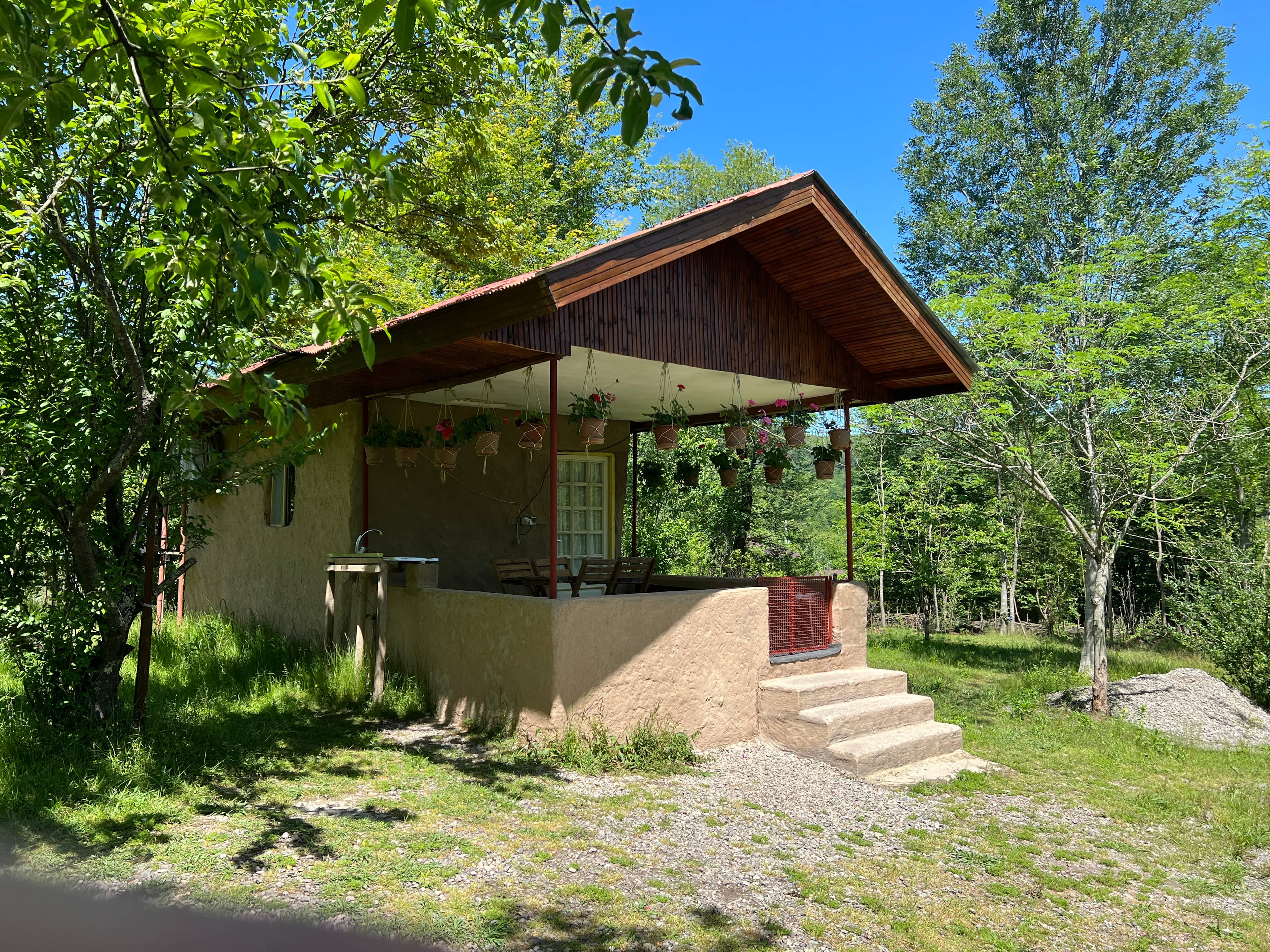 اجاره کلبه جنگلی در روستا موشنگاه رشت