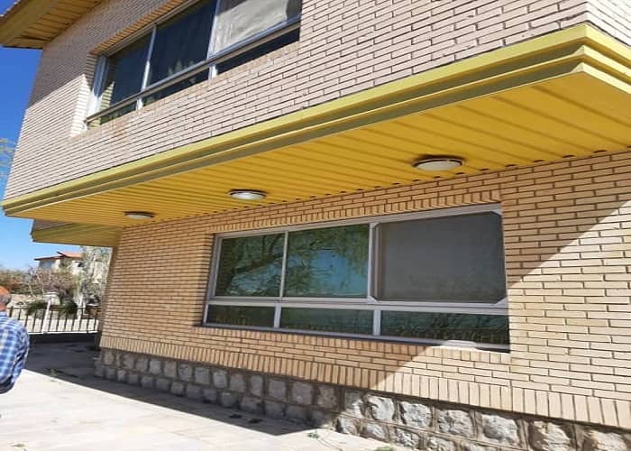 اجاره ویلا با ویو رو به دریاچه در داخل دهکده چادگان