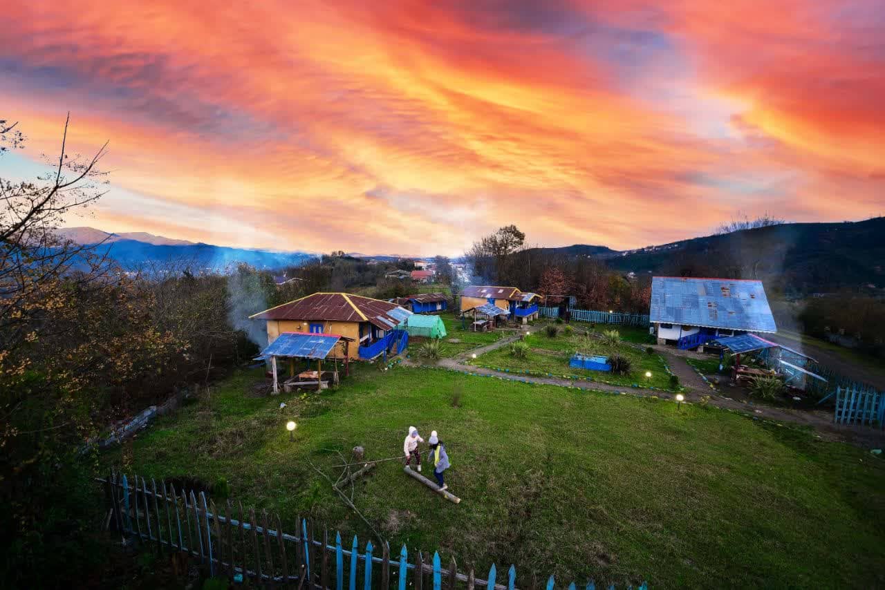 اجاره کلبه در روستا میان شکرکش اطاقور - 1