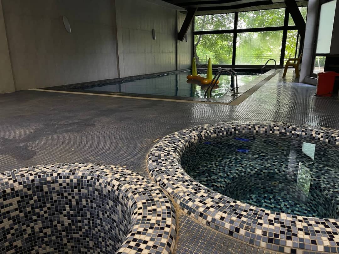 اجاره ویلا استخر سرپوشیده آبگرم در شمیرانات