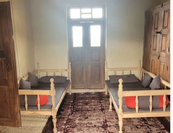 اجاره بومگردی در بالا جاده کردکوی - کرچه ماه