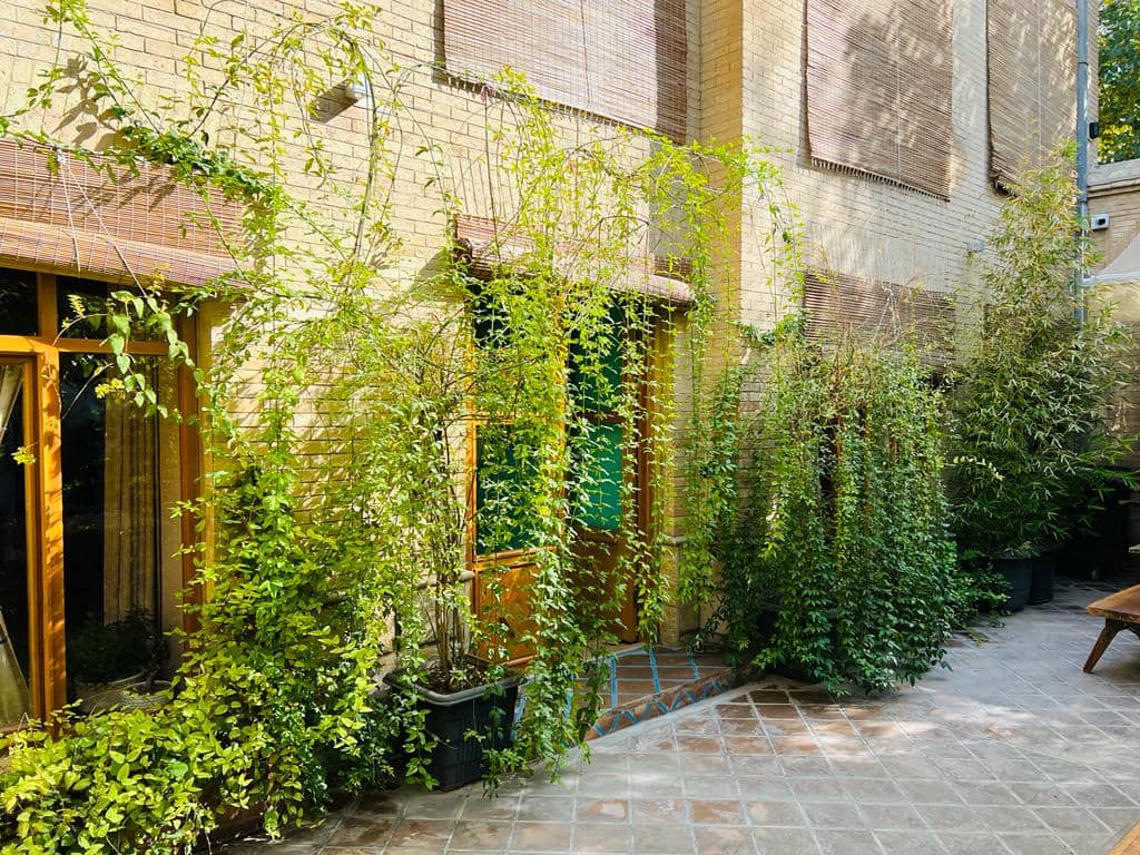 اجاره اتاق سنتی در شیراز - راحیل