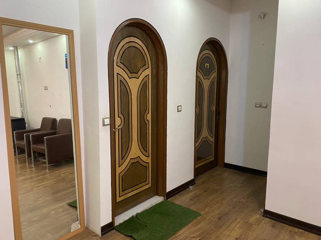 اجاره آپارتمان مبله در باغ بهادران - رویال