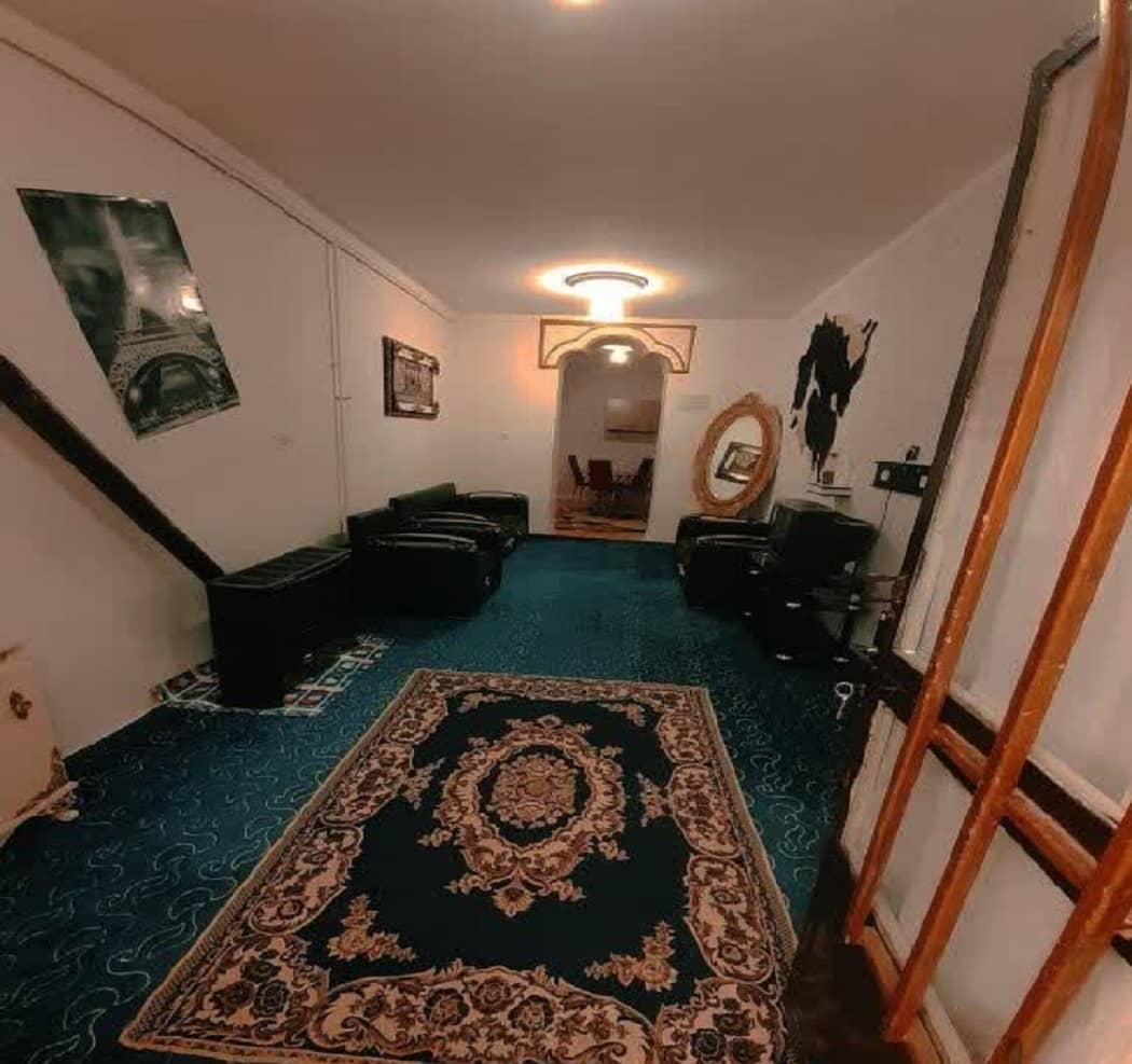 اجاره خانه ویلایی یک خوابه در شهرک الزهرا بیستون