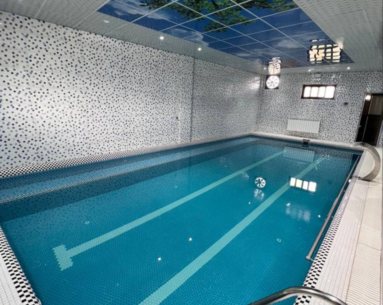 اجاره ویلا دوبلکس با استخرسرپوشیده آبگرم در چالوس