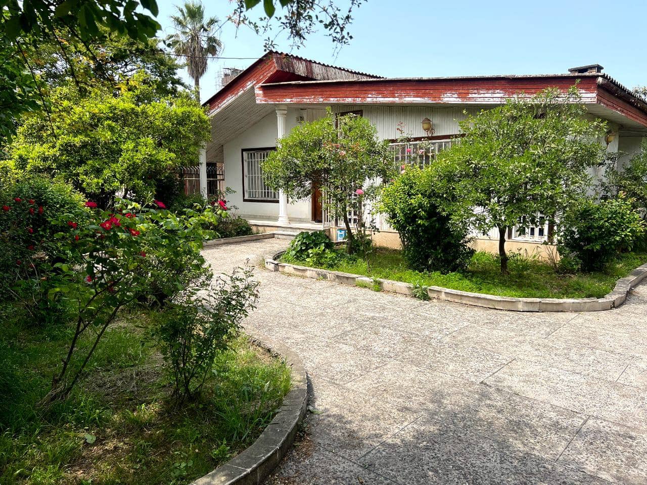 اجاره ویلا باغ در متل قو نزدیک به دریا