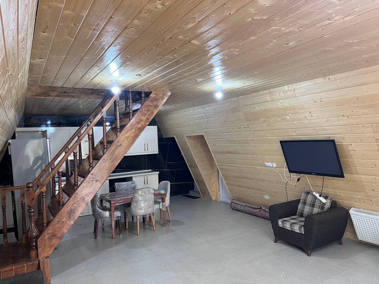 اجاره کلبه سوئدی در روستای گتگسرا نزدیک ساحل گیسوم