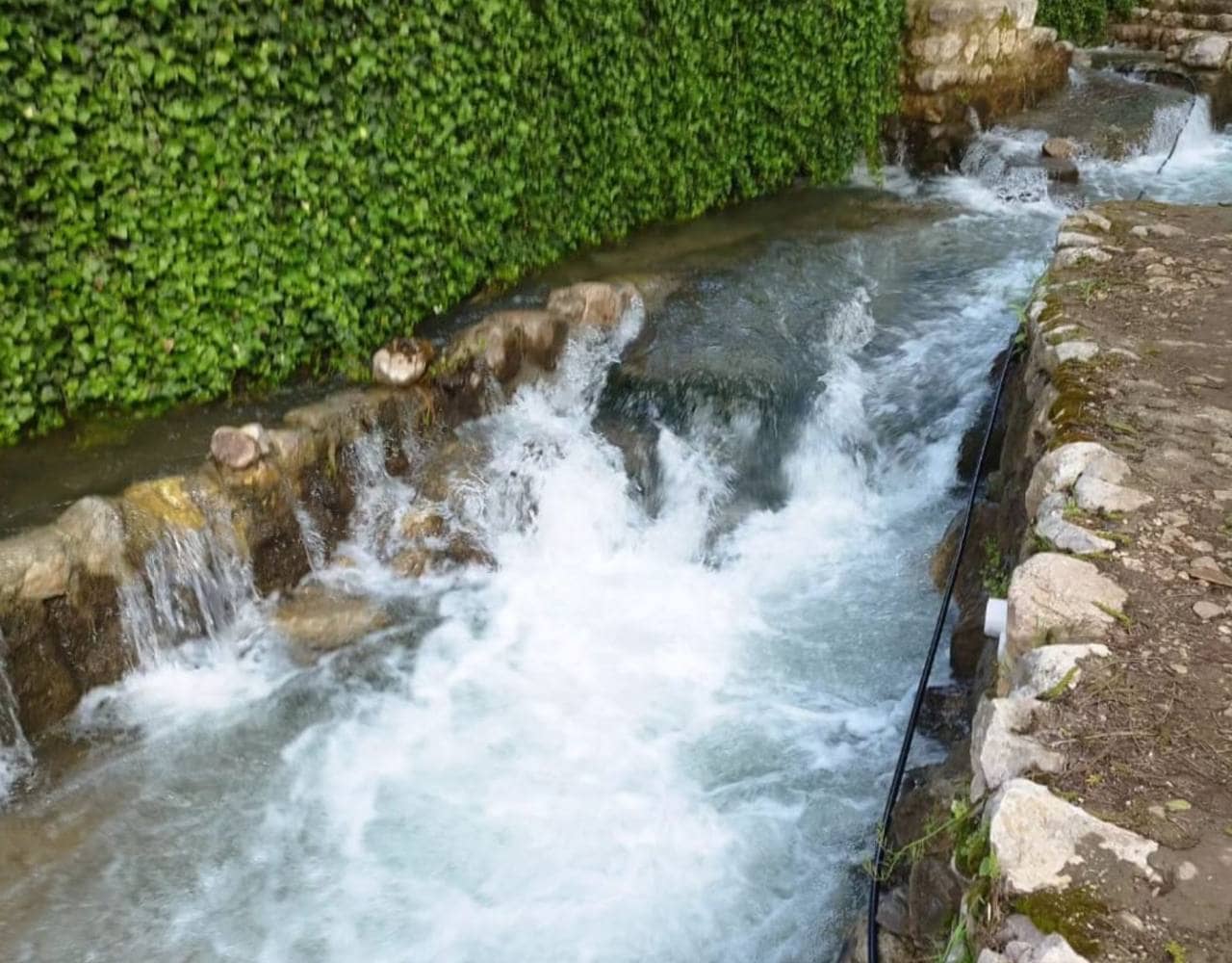 اجاره منزل ویلایی با ویو رو به دریاچه در داریان - پاوه