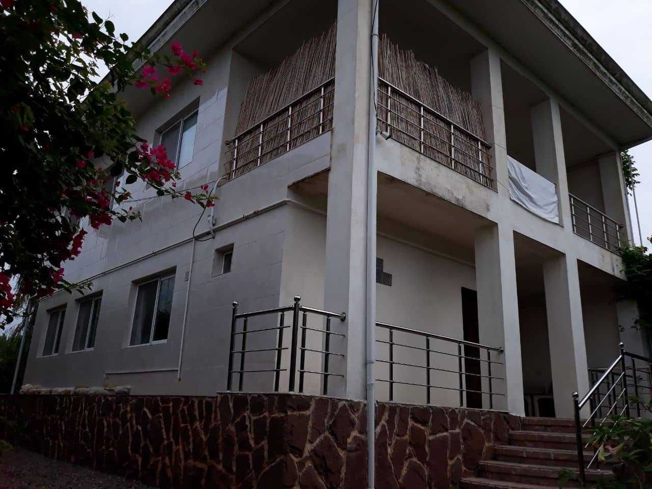 اجاره ویلا در روستای رادارکومه چمخاله - فرهانا