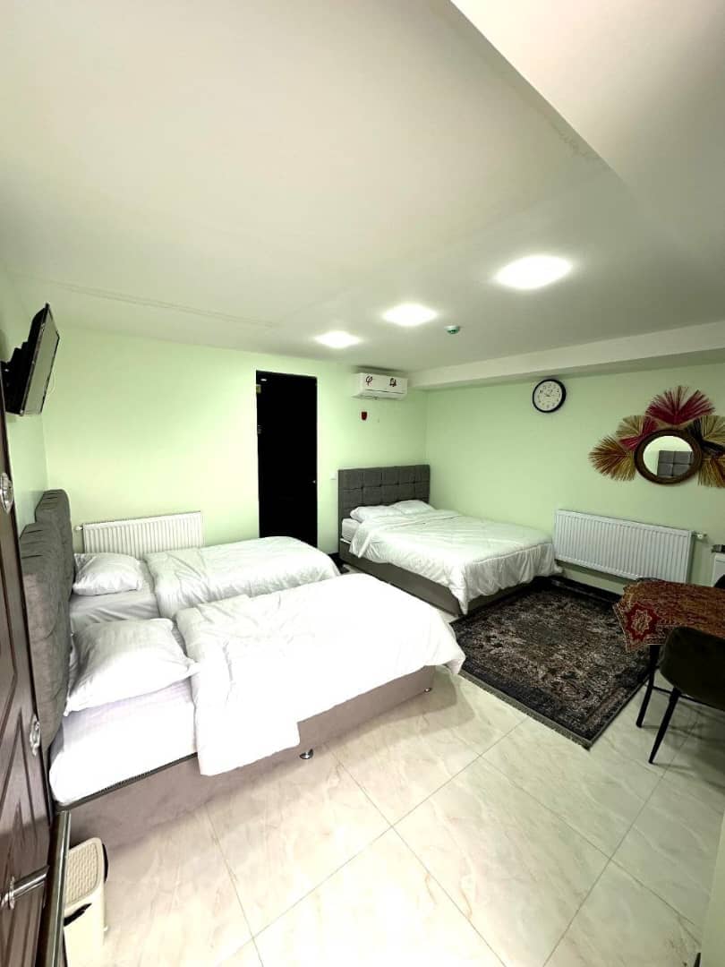 اجاره هتل در نزدیکی نقش جهان - چهار تخته